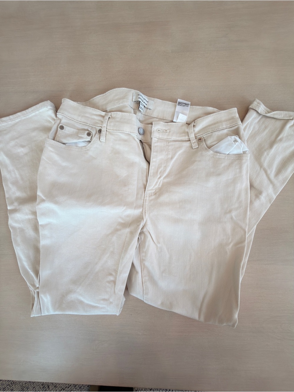 Banana Republic Girlfriend Mid-Rise Women's Light Cream Skinny Jeans - Size 8